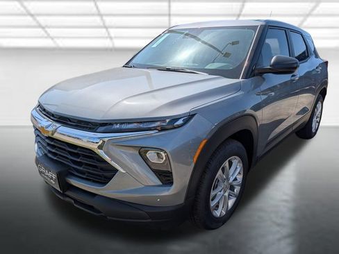 New 2026 Chevrolet TrailBlazer LS w/ LS Convenience Package FWD image 26