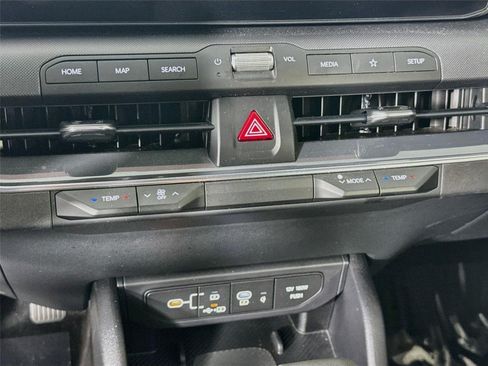 Used 2025 Kia K4 EX FWD image 17