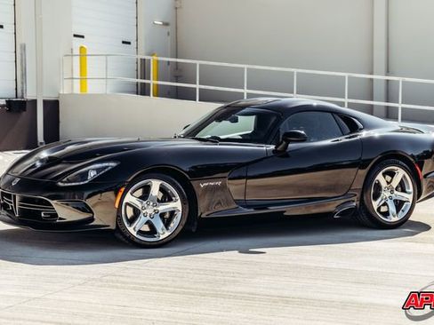 Used 2017 Dodge Viper SRT-10 RWD image 35