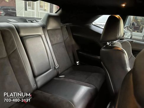 Used 2015 Dodge Challenger R/T Plus image 13