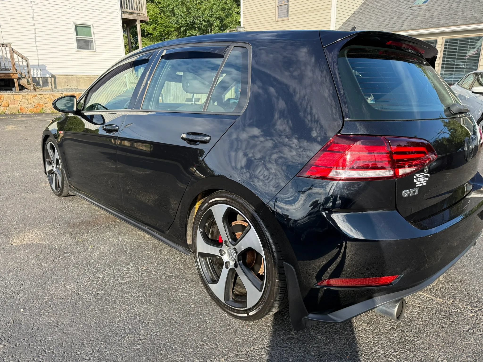 Used 2018 Volkswagen GTI S FWD image 5
