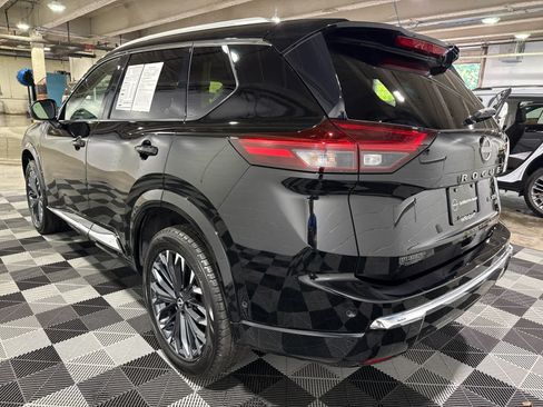 Certified 2024 Nissan Rogue Platinum AWD/4WD image 2