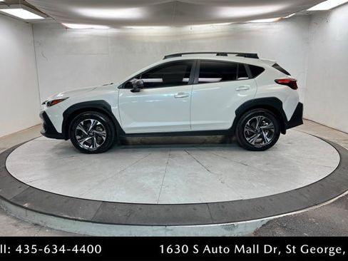 Used 2024 Subaru Crosstrek 2.0i Premium image 2