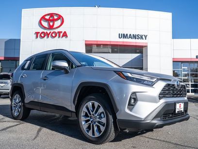 New 2025 Toyota RAV4 XLE Premium w/ Weather Package