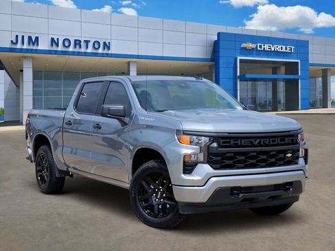 Used 2025 Chevrolet Silverado 1500 Custom AWD/4WD image 1