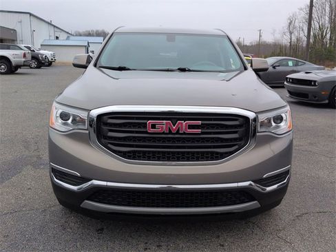 Used 2019 GMC Acadia SLE image 8
