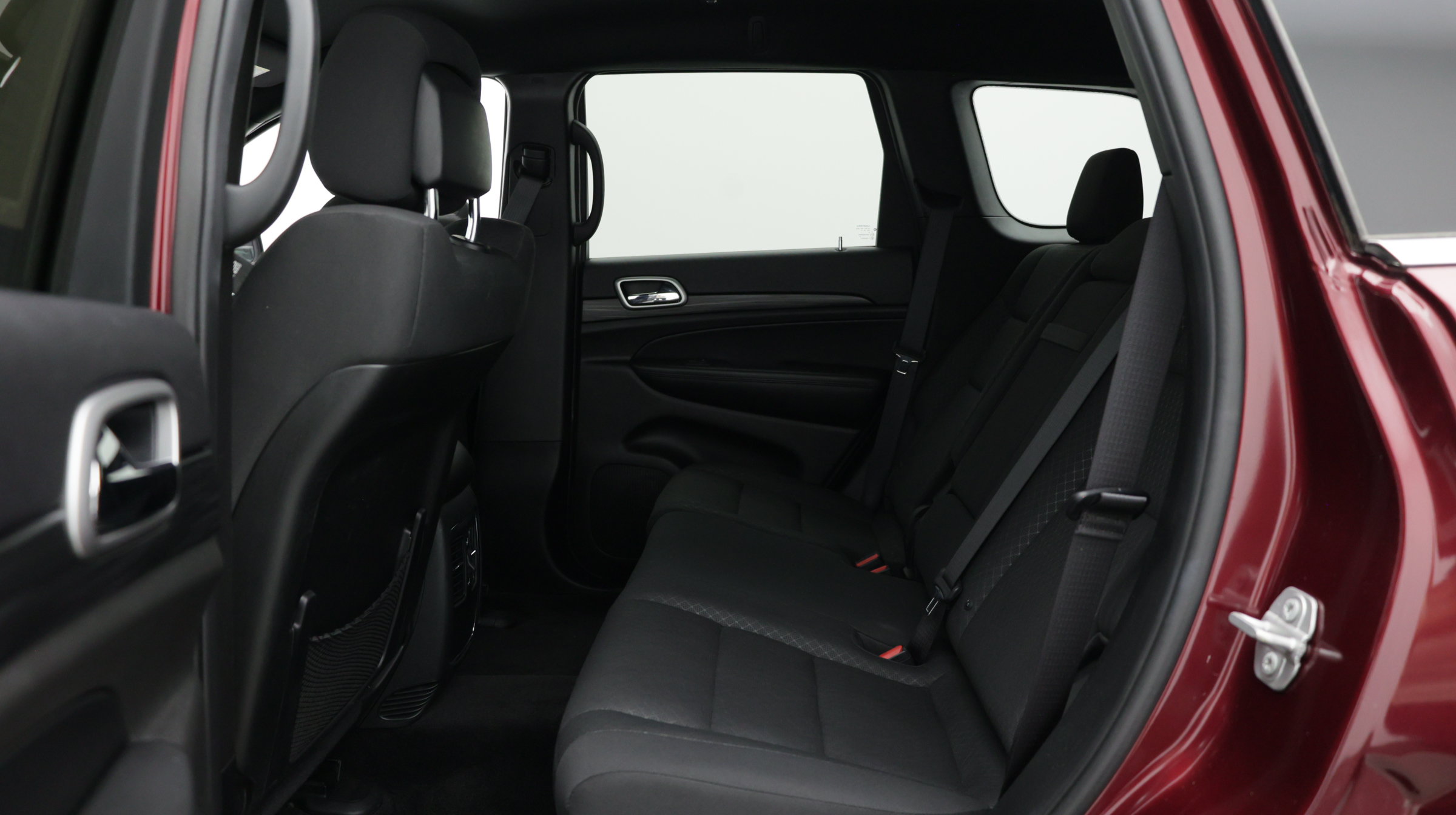 Used 2019 Jeep Grand Cherokee Laredo RWD image 31