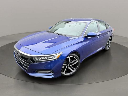 Used 2018 Honda Accord Sport image 33