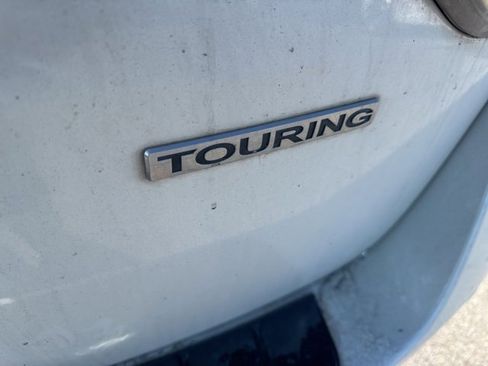 Used 2014 Honda Odyssey Touring image 8