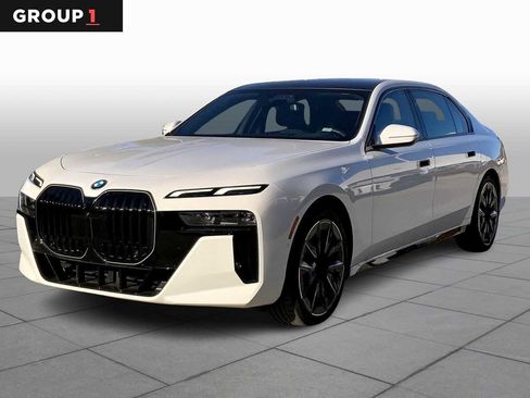New 2025 BMW 760i xDrive w/ Luxury Rear Seating Package image 1