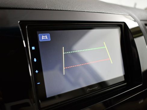 Used 2009 Toyota Tundra 4x4 Double Cab image 32