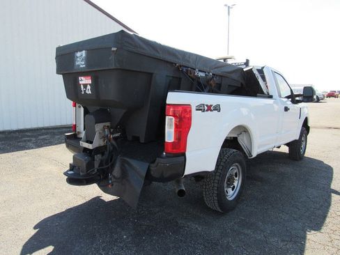 Used 2018 Ford F350 XL AWD/4WD image 3