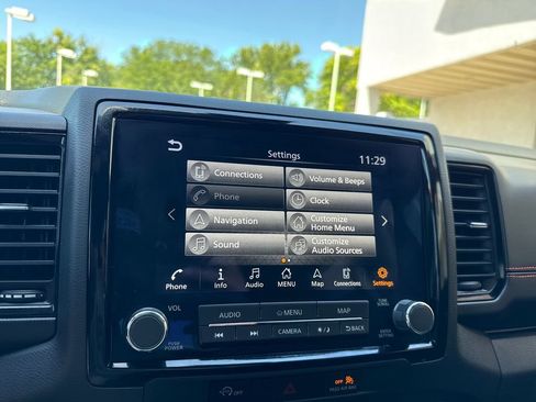 Used 2024 Nissan Frontier PRO-4X w/ Pro Premium Package AWD/4WD image 19