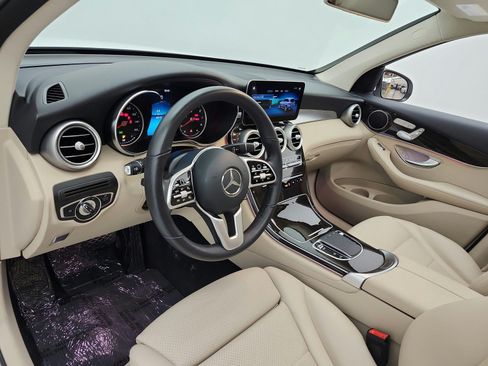 Used 2020 Mercedes-Benz GLC 300 4MATIC image 9