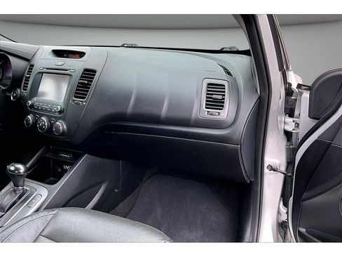 Used 2016 Kia Forte EX w/ EX Premium Package FWD image 48