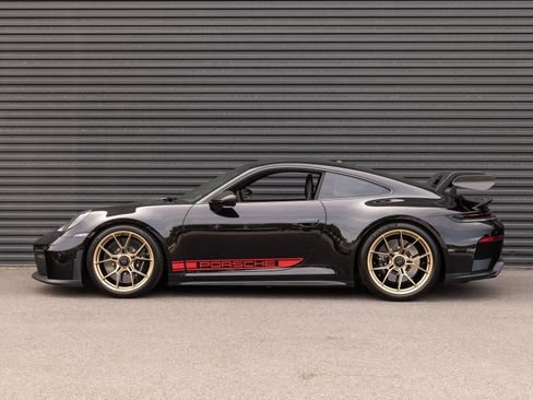 Certified 2025 Porsche 911 GT3 RWD image 2