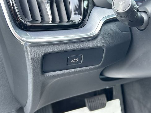 Certified 2023 Volvo S60 B5 Core w/ Climate Package image 17
