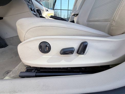 Used 2013 Volkswagen Passat 2.5 SE image 20