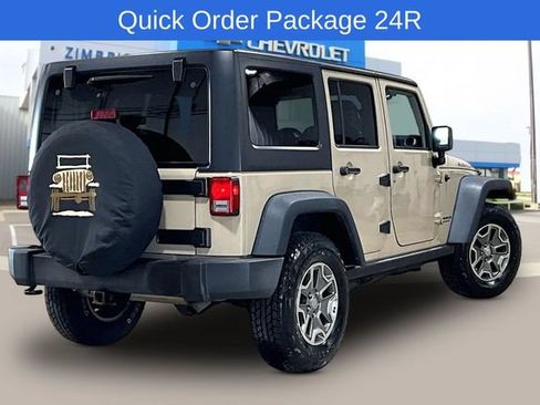 Used 2016 Jeep Wrangler Unlimited Rubicon AWD/4WD image 8