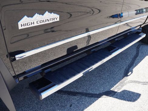 Used 2015 Chevrolet Silverado 3500 High Country w/ Duramax Plus Package AWD/4WD image 15