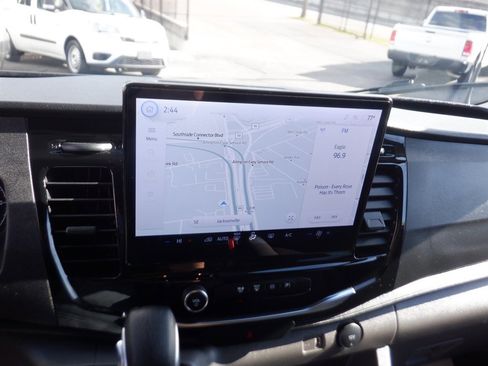 Used 2024 Ford Transit 350 XLT image 16