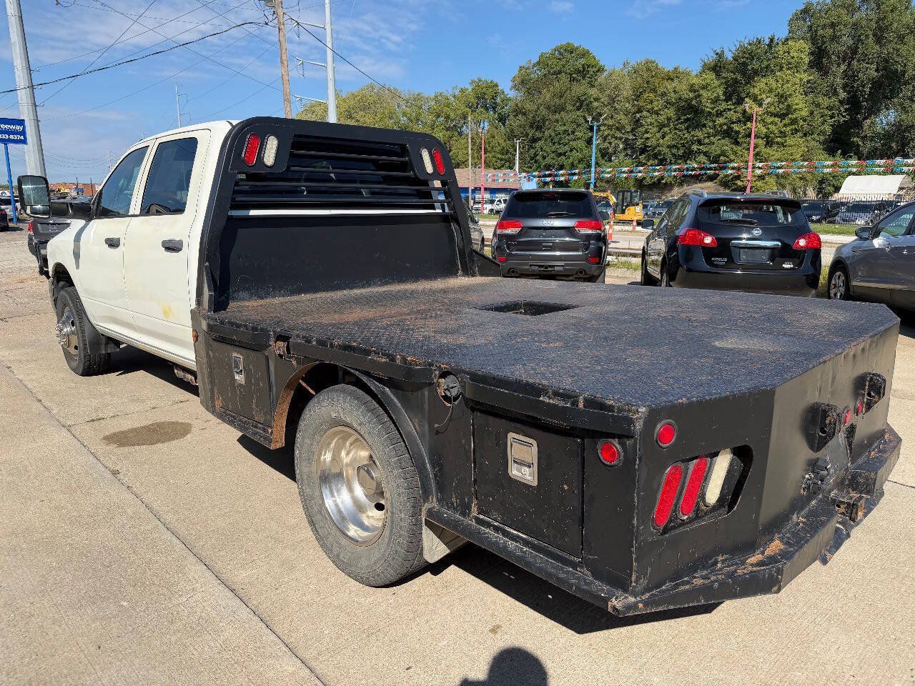 Used 2013 RAM 3500 Tradesman w/ Chrome Appearance Group AWD/4WD image 5