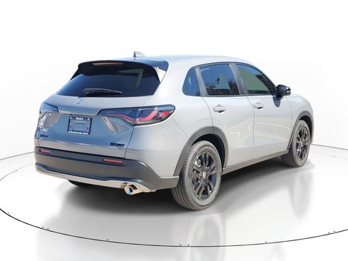 New 2026 Honda HR-V Sport image 4