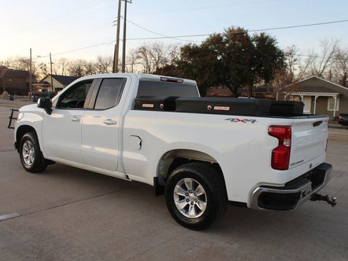 Used 2019 Chevrolet Silverado 1500 LT w/ Remote Start Package image 10