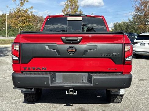 Used 2020 Nissan Titan PRO-4X w/ Pro-4x Convenience Package image 4