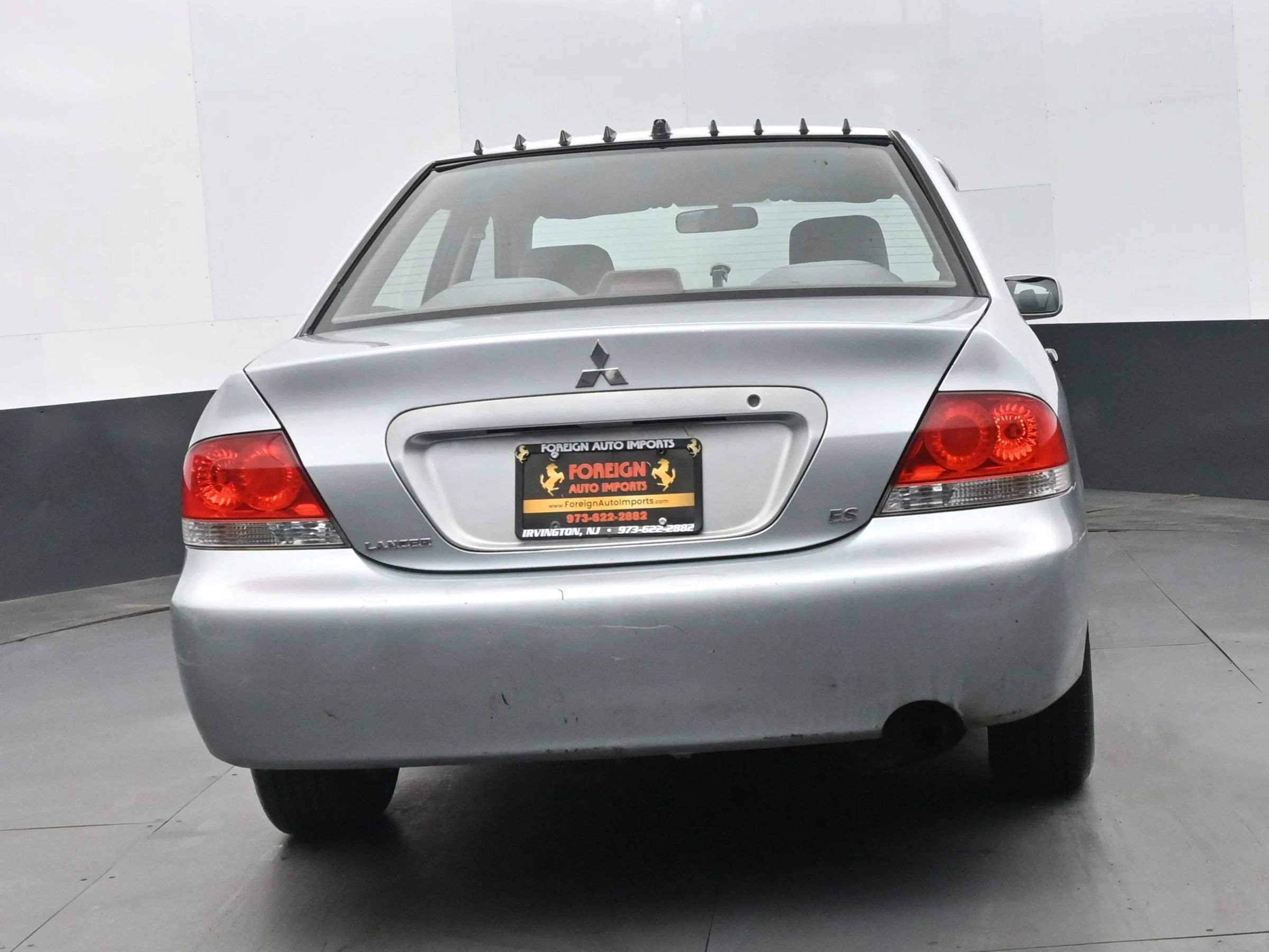 Used 2005 Mitsubishi Lancer ES FWD image 8