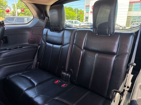 Used 2018 Nissan Pathfinder SL w/ Midnight Edition Package AWD/4WD image 41
