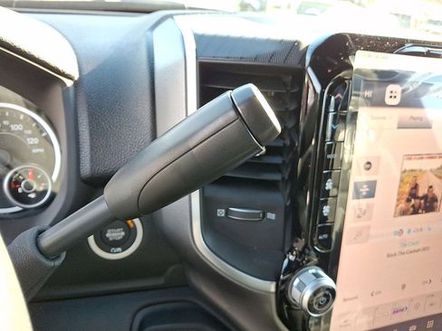 Used 2025 RAM 2500 Big Horn image 12