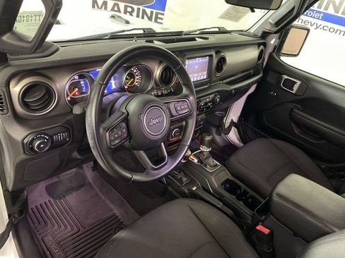 Used 2020 Jeep Wrangler Sport AWD/4WD image 24