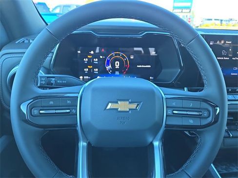 New 2026 Chevrolet Colorado LT image 18