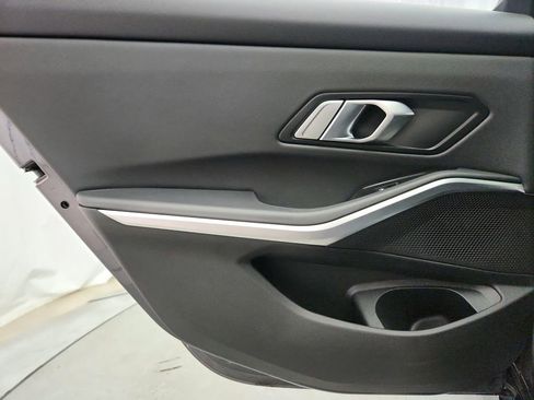 Used 2019 BMW 330i xDrive Sedan AWD/4WD image 26
