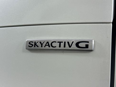 Used 2024 MAZDA CX-50 AWD 2.5 S w/ Preferred Package image 11