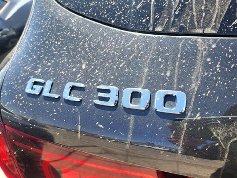 Used 2022 Mercedes-Benz GLC 300 4MATIC image 31