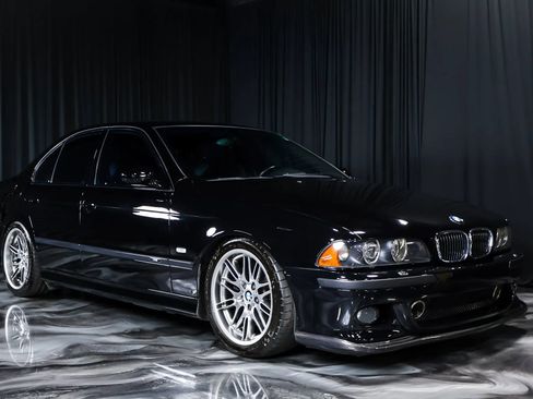Used 2002 BMW M5 RWD image 5