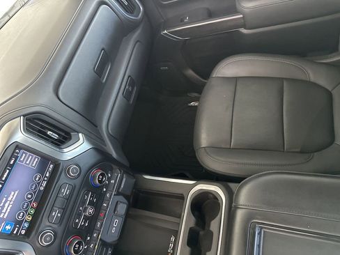 Used 2021 Chevrolet Silverado 1500 LTZ w/ LTZ Premium Package AWD/4WD image 26