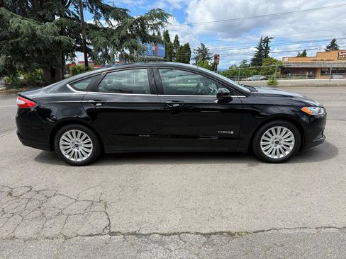 Used 2016 Ford Fusion S FWD image 9