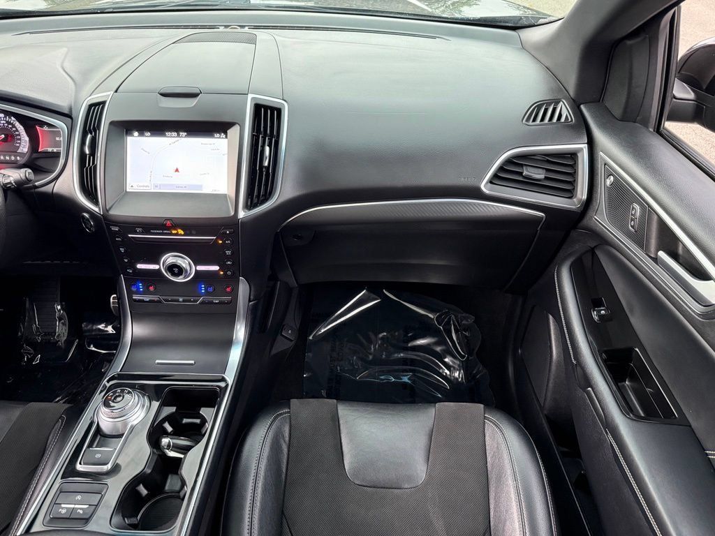 Used 2019 Ford Edge ST w/ Equipment Group 401A AWD/4WD image 24