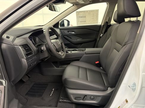 New 2026 Nissan Rogue Dark Armor FWD image 14