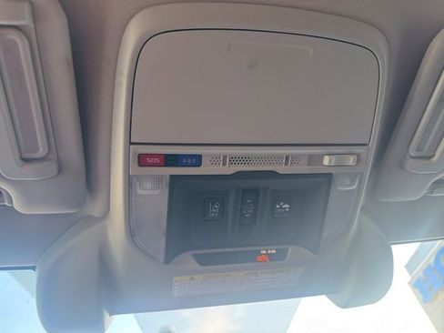 Used 2019 Subaru Forester Premium w/ All-Weather Package AWD/4WD image 24