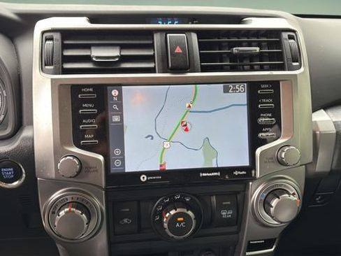 Used 2022 Toyota 4Runner SR5 Premium image 24