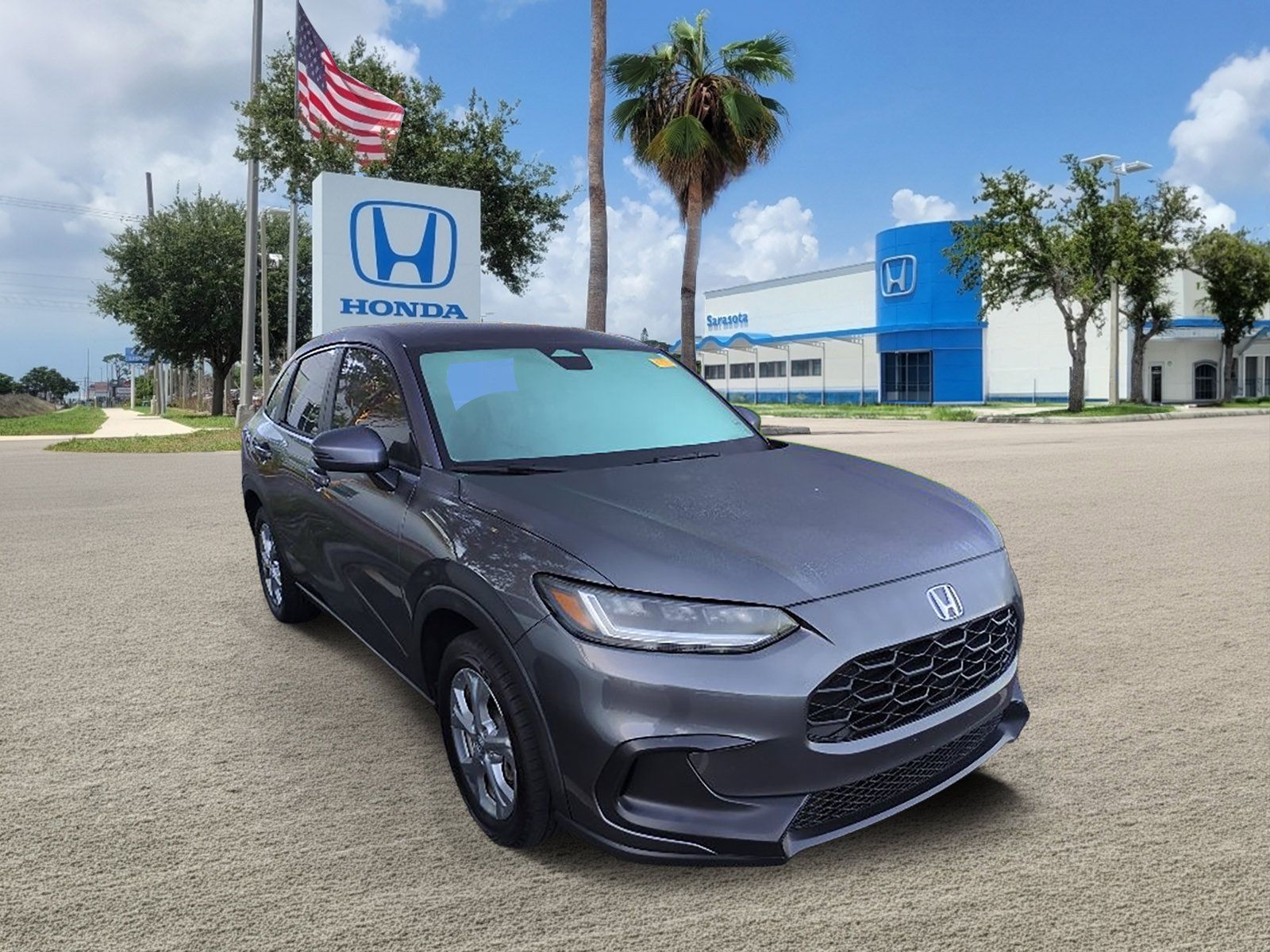 Used 2025 Honda HR-V LX image 1