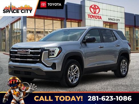 Used 2025 GMC Terrain Elevation FWD image 1