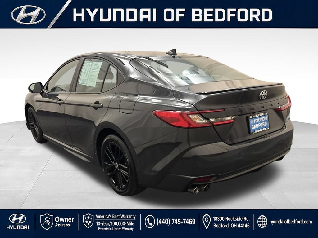 Used 2026 Toyota Camry SE FWD image 9