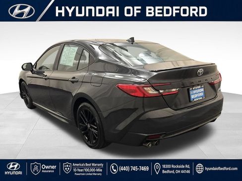 Used 2026 Toyota Camry SE FWD image 9
