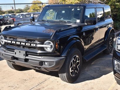 Certified 2025 Ford Bronco Outer Banks