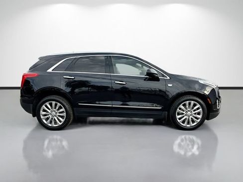 Used 2018 Cadillac XT5 Platinum AWD/4WD image 3
